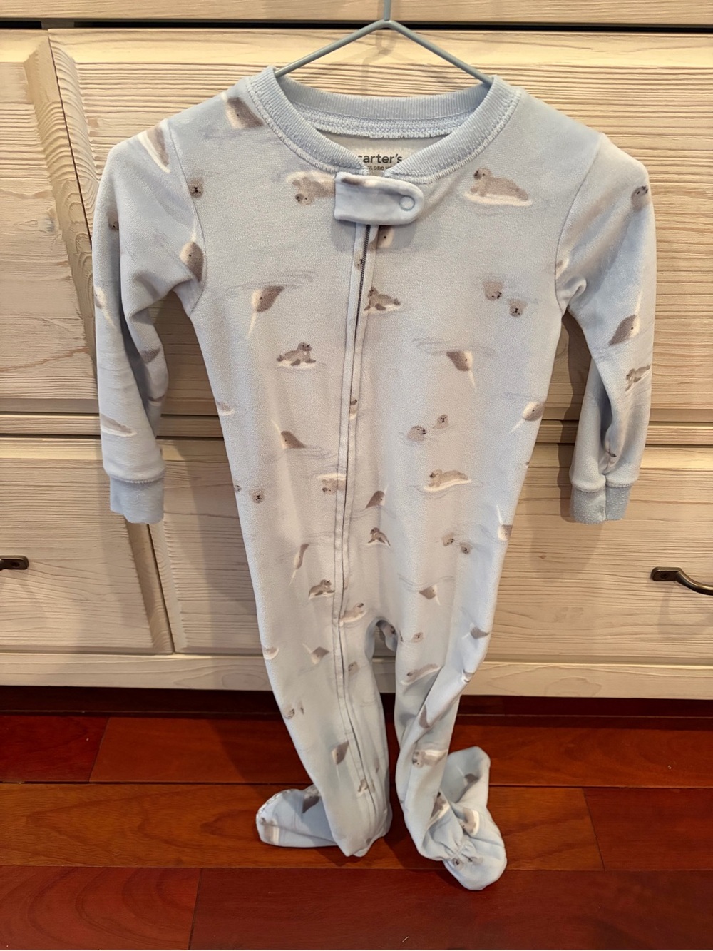 Carters seal pajamas size 18 months